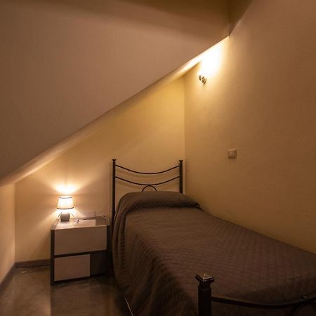 Via Cavour 19, Appartamento Del Conte Iglesias Exterior photo