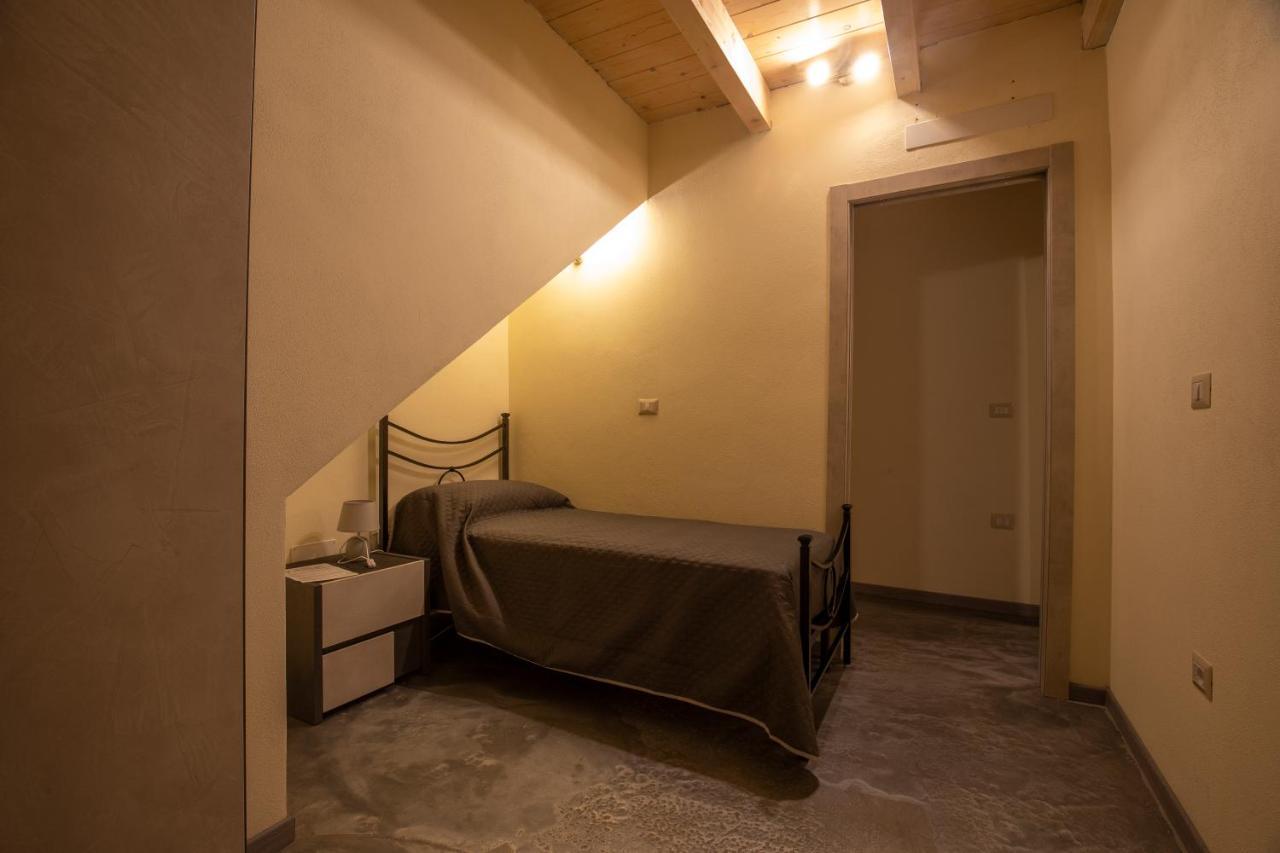 Via Cavour 19, Appartamento Del Conte Iglesias Exterior photo