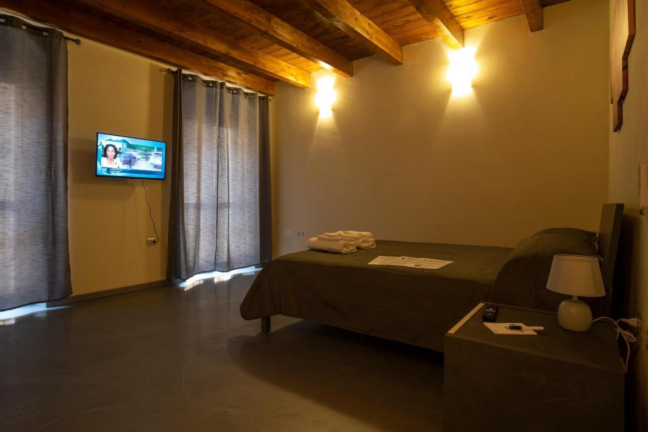 Via Cavour 19, Appartamento Del Conte Iglesias Exterior photo